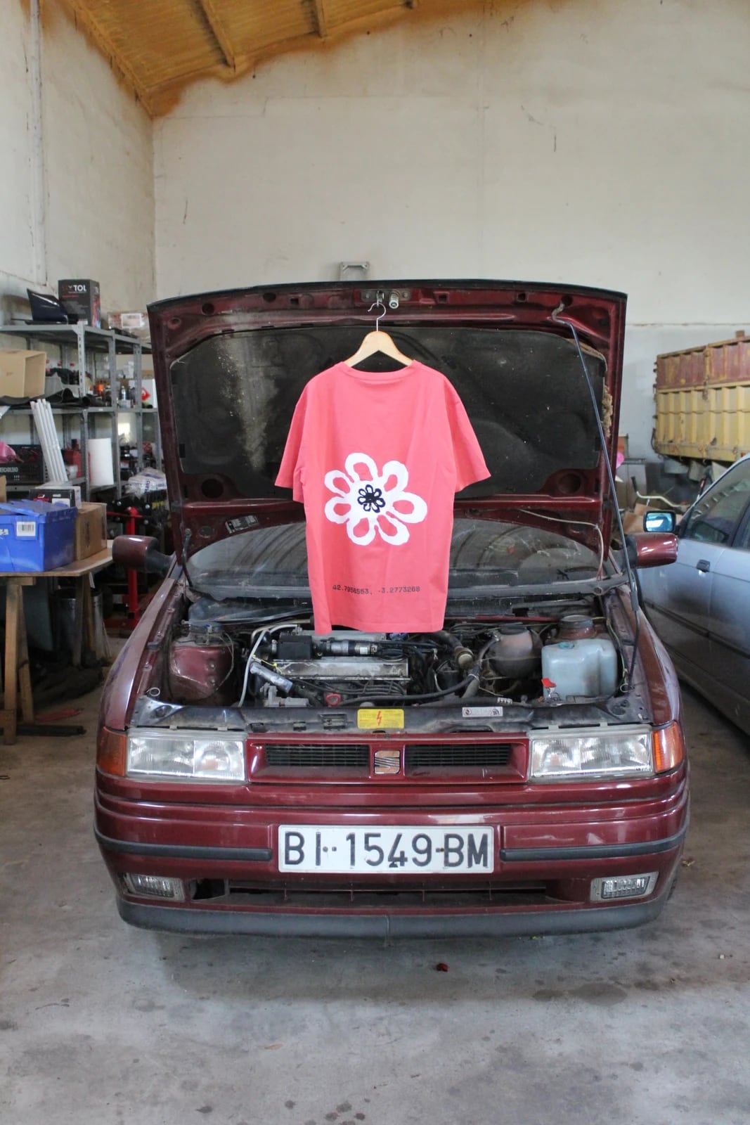 Camiseta Girasol Coral — vista alternativa